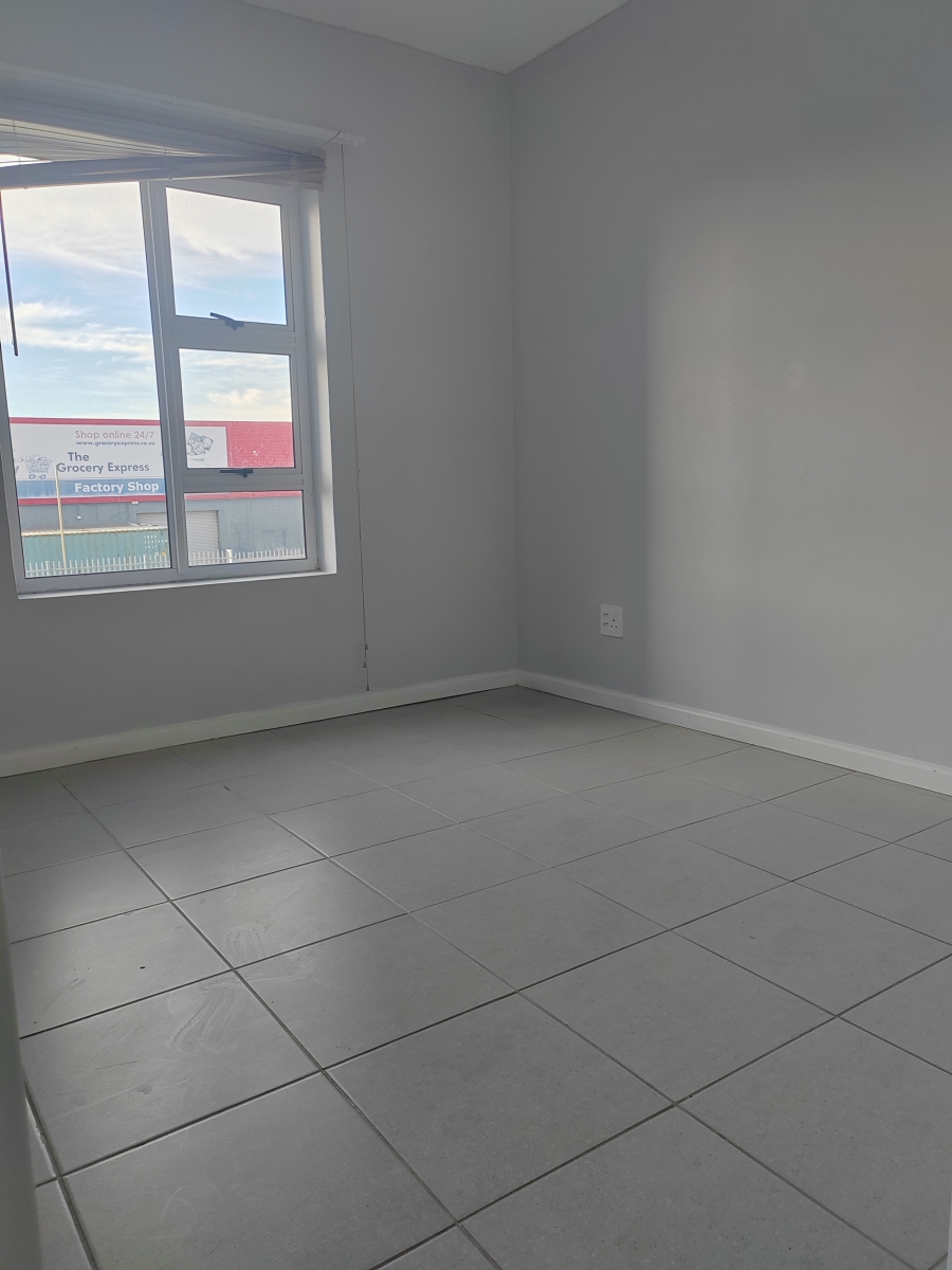 2 Bedroom Property for Sale in Fairview Eastern Cape